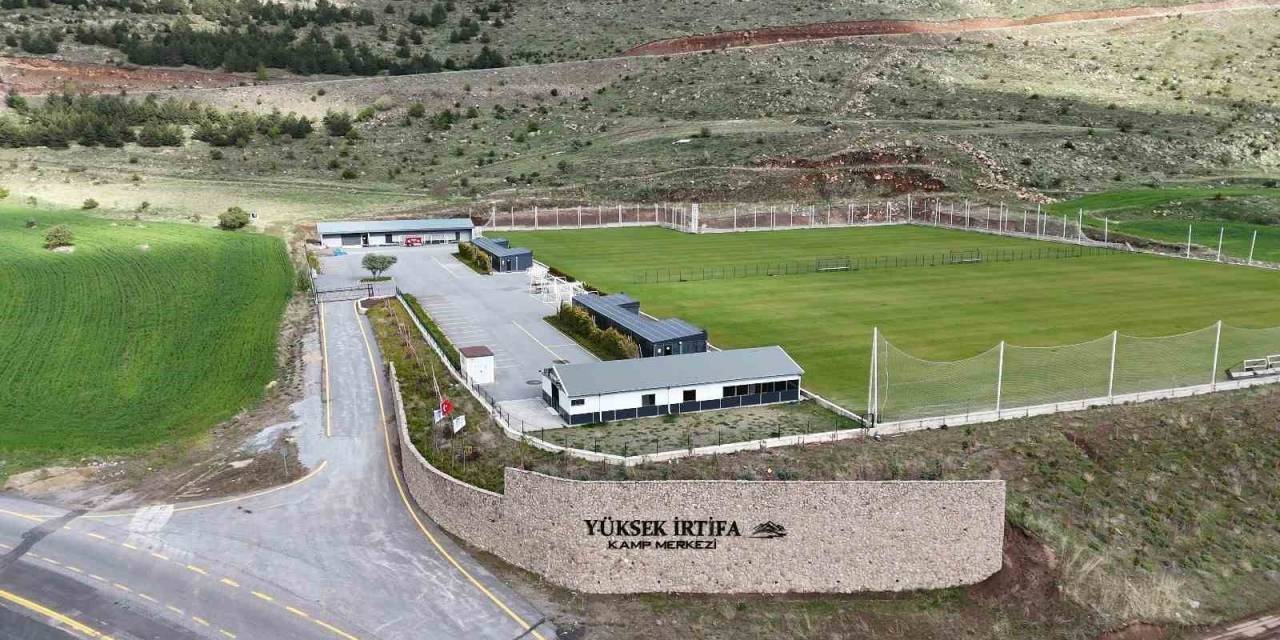 Başkan Büyükkılıç: “Erciyes Yüksek İrtifa Kamp Merkezi, Cazibe Merkezi Oluyor”