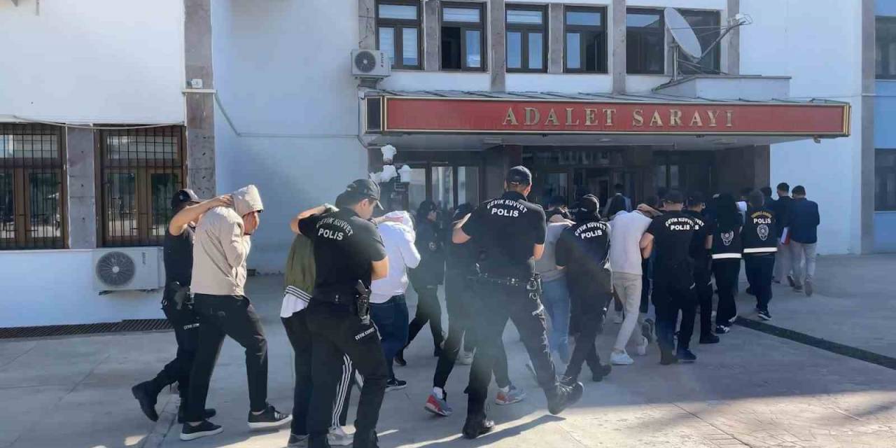 Tunceli’de 50 Milyon Liralık Vurgun Yapan Çeteye Operasyon: 17 Gözaltı