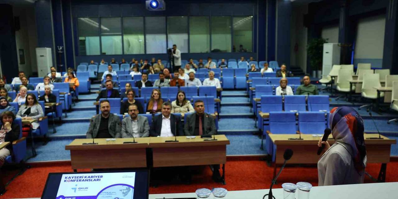 Büyükşehir’in Kayseri Kariyer Konferansları Sürüyor