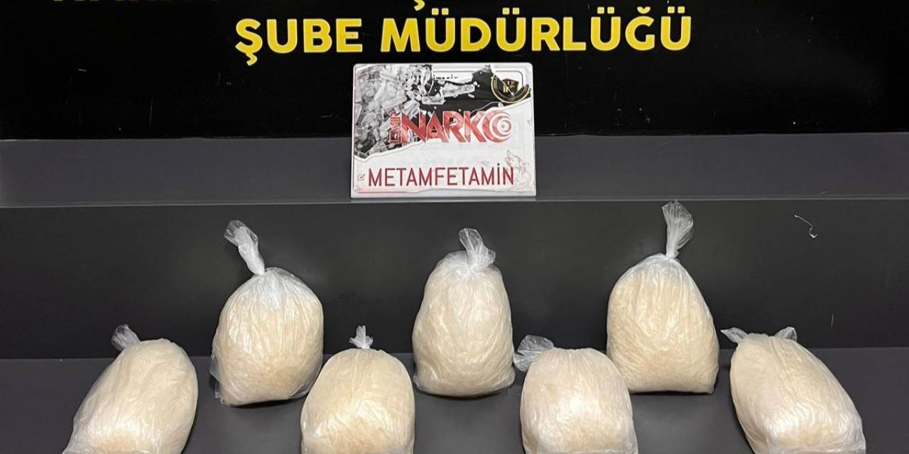 İzmir’de 7 Kilo Metamfetamin Ele Geçirildi