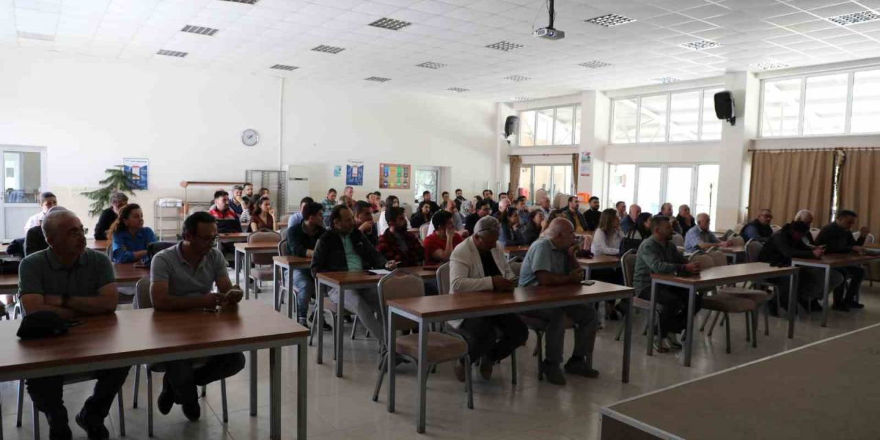 Bitki Korumu Ürünleri Hakkında Bayi Ve Toptancılara Eğitim