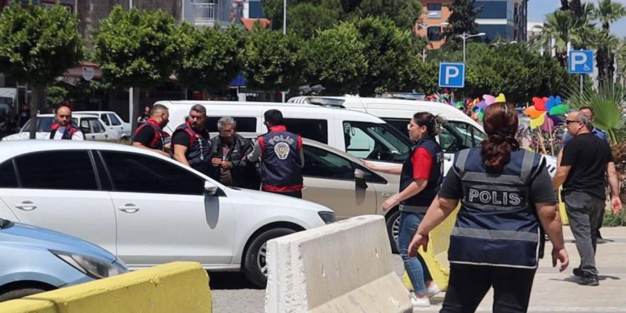 ’evden Kaçtılar’ Demişti, Yıllardır Cinsel İstismar Ettiği Ortaya Çıktı