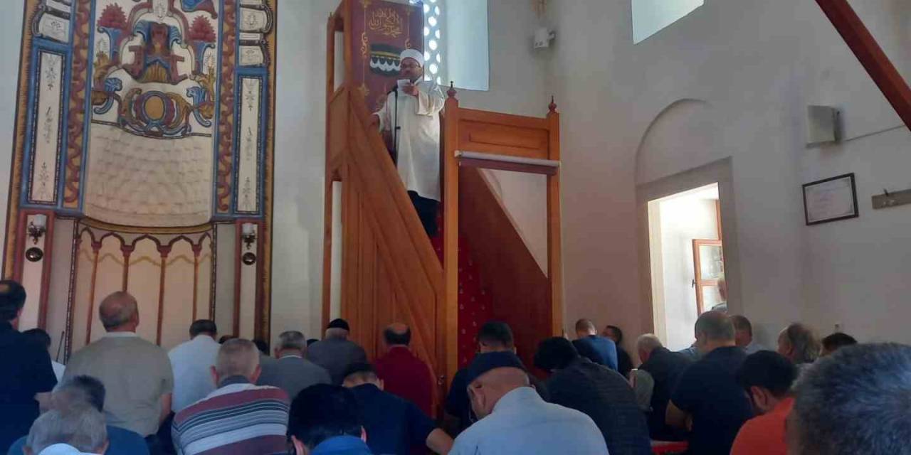 Cuma Hutbesinde “Dijital Günah” Vurgusu