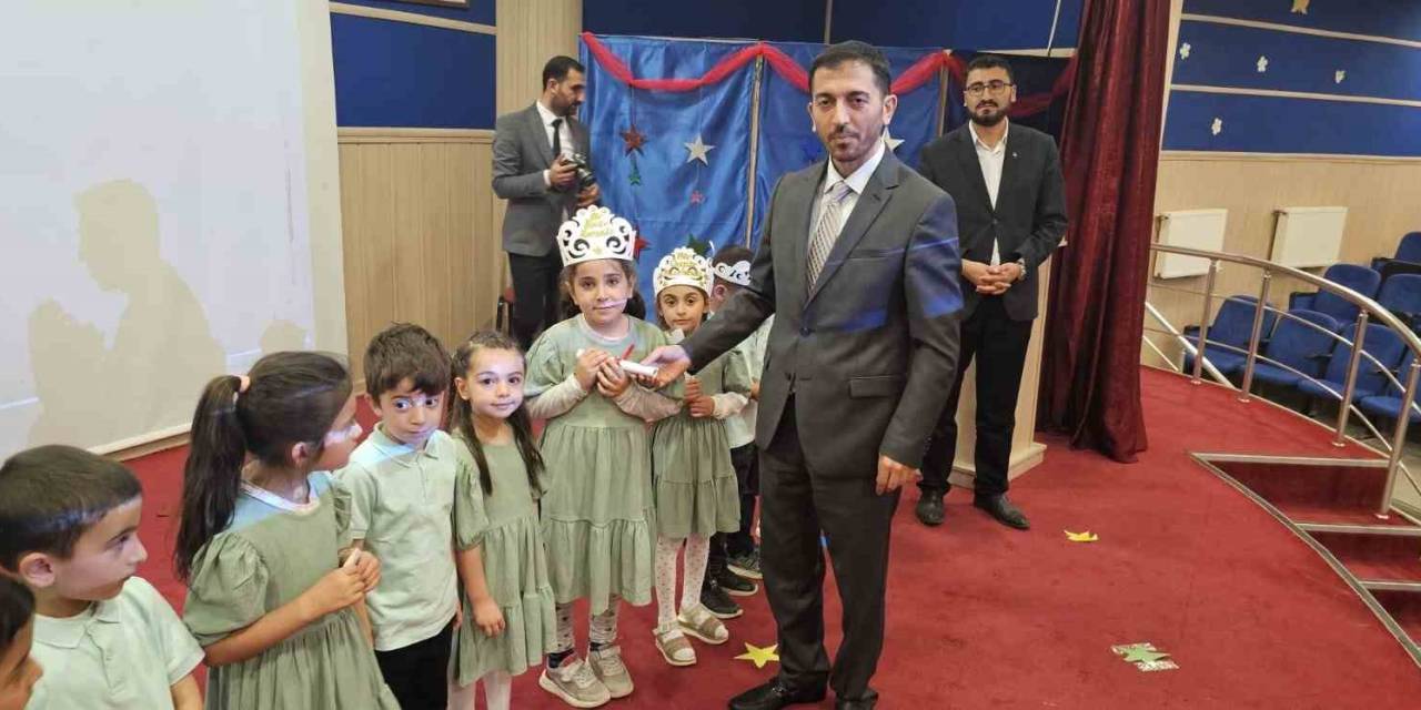 Minik Öğrenciler İçin Mezuniyet Töreni Düzenlendi