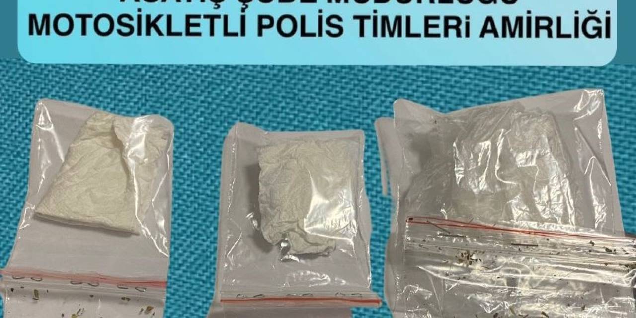4 Şüphelinin Üzerinde 1 Ruhsatsız Tabanca Ve Uyuşturucu Maddeler Ele Geçirildi