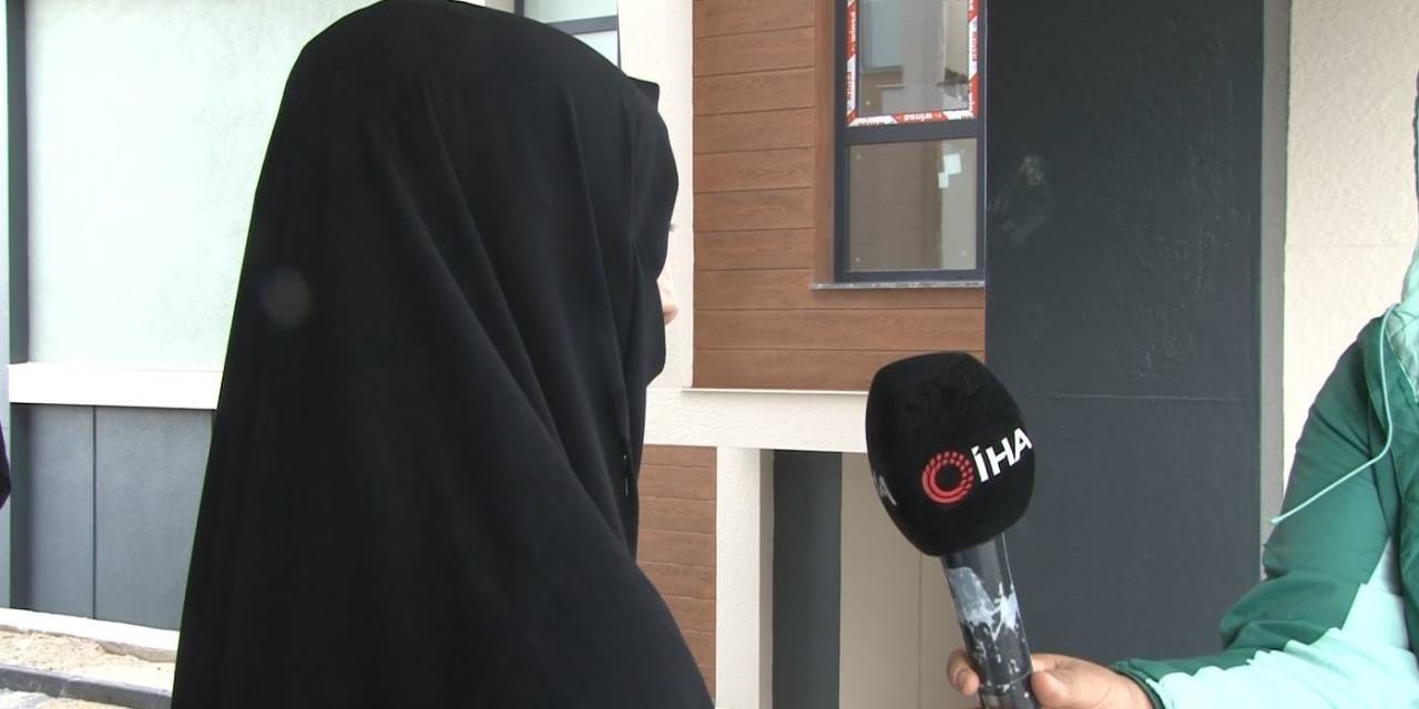 Tesettürü Olduğu İçin Komşularının Saldırısına Uğrayan Kadın: “Evime Girmeye Korkuyorum”