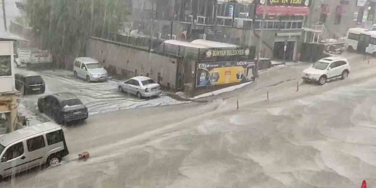 Kayseri’de Yağış Etkili Oluyor