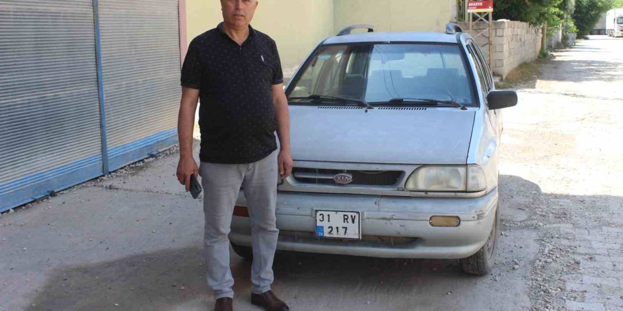 13 Yıldır Ehliyet Hayali Peşinde Koşan Adam, Girdiği 18. Sınavda Da Hayaline Kavuşamadı