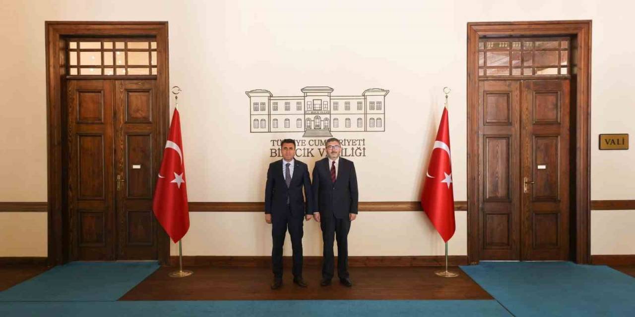 Rektör Kaplancıklı’dan İlk Ziyaret Vali Aygöl’e