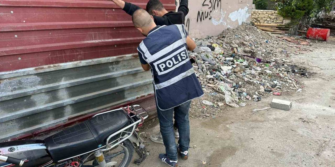 Hatay’da 7 Bin 509 Şahıs Ve 3 Bin 129 Araç Sorgusu Yapıldı