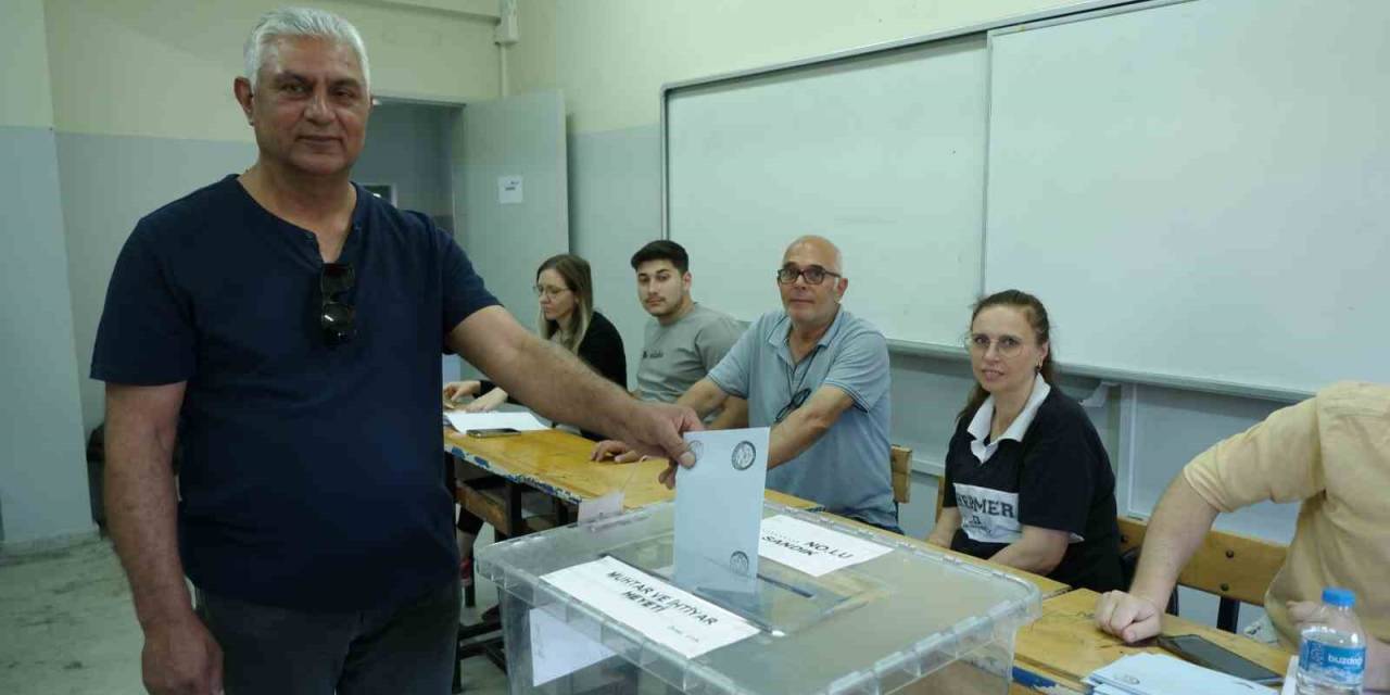 31 Mart’ta Oylar Çöpe Atılmıştı, Mahalleli İkinci Kez Sandığa Gitti