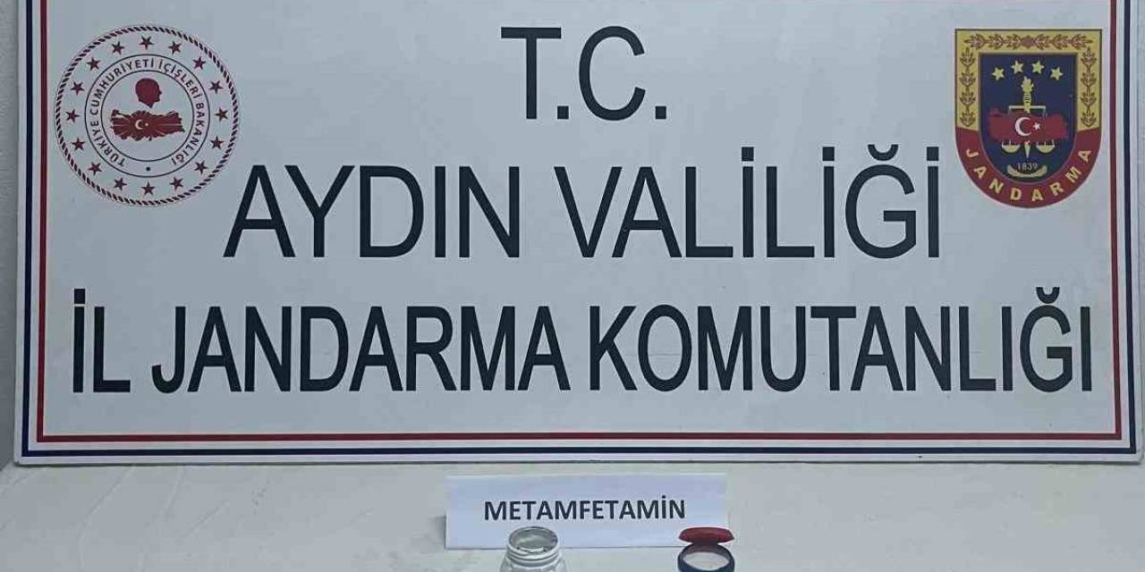 Şüpheli Şahısların Üzerlerinden Uyuşturucu Madde Ele Geçirildi