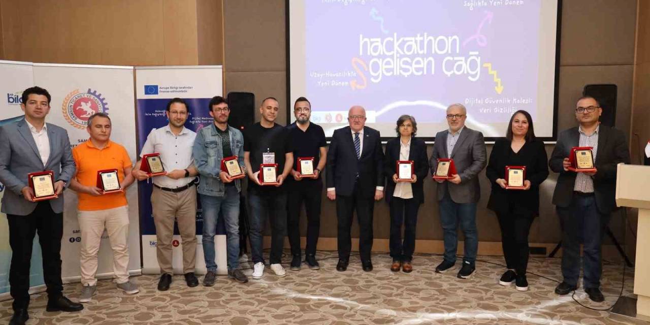 ‘Gelişen Çağ Hackathonu’ Heyecanında Kazananlar Belli Oldu