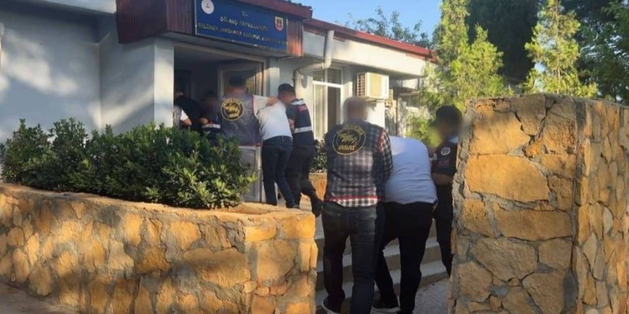 Uyuşturucudan Elde Edilen Parayı Çalan 3 Şahıs Tutuklandı