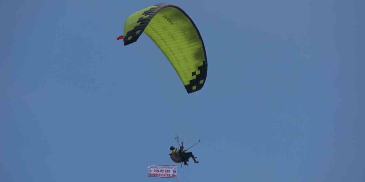 Jandarma’nın Kuruluşunun 185’inci Yıl Dönümünde Burdur Gölü Kenarına Paraşütle İndiler