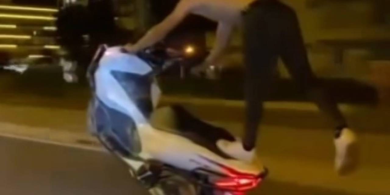 Trafikte Motosiklet Üzerinde Akrobatik Hareketler Cezasız Kalmadı