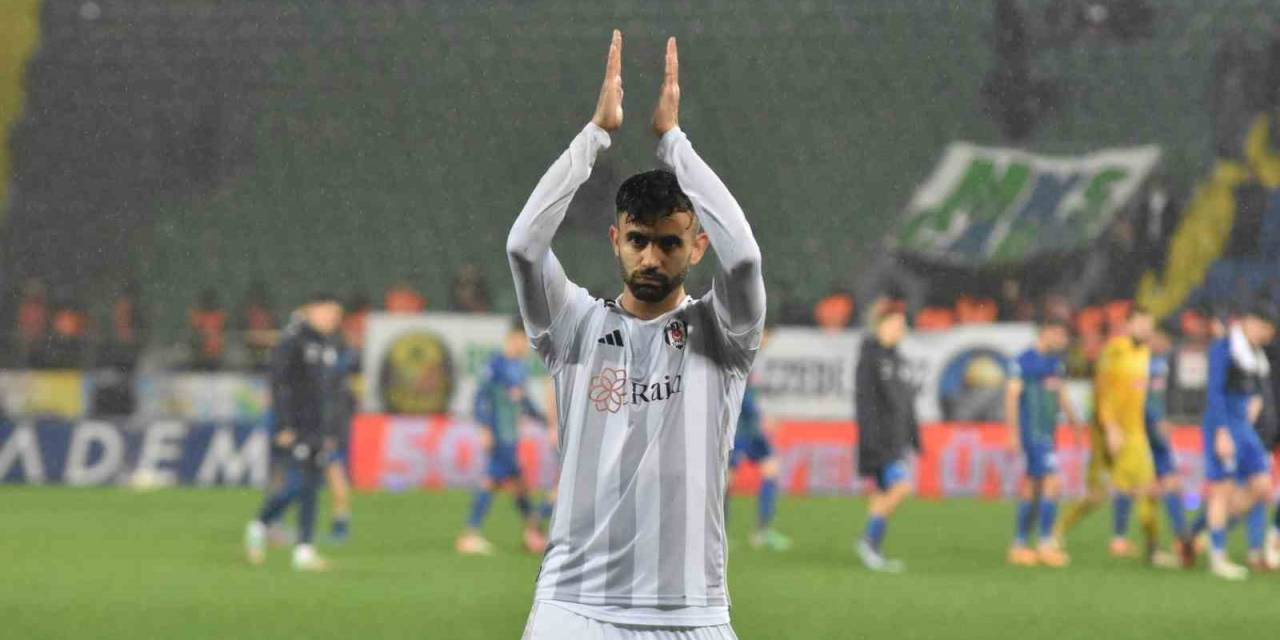 Rachid Ghezzal, Beşiktaş’a Veda Etti