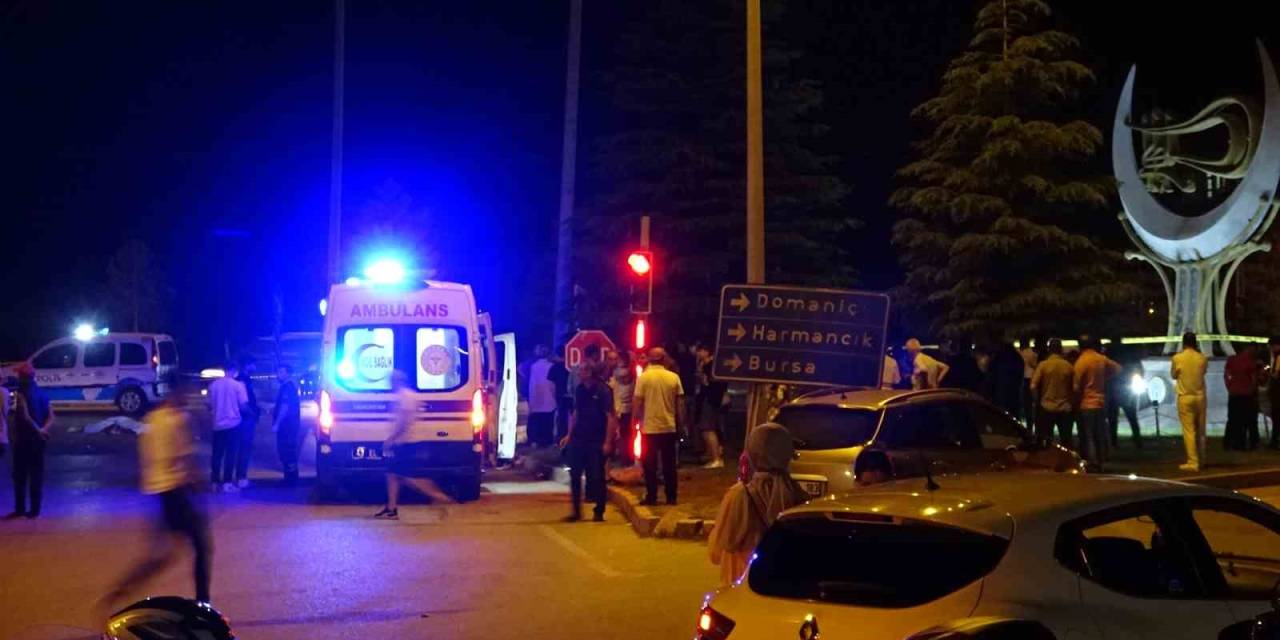 Tavşanlı’da Otomobilin Motosiklete Çaptığı Feci Kaza Kamerada: 2 Ölü