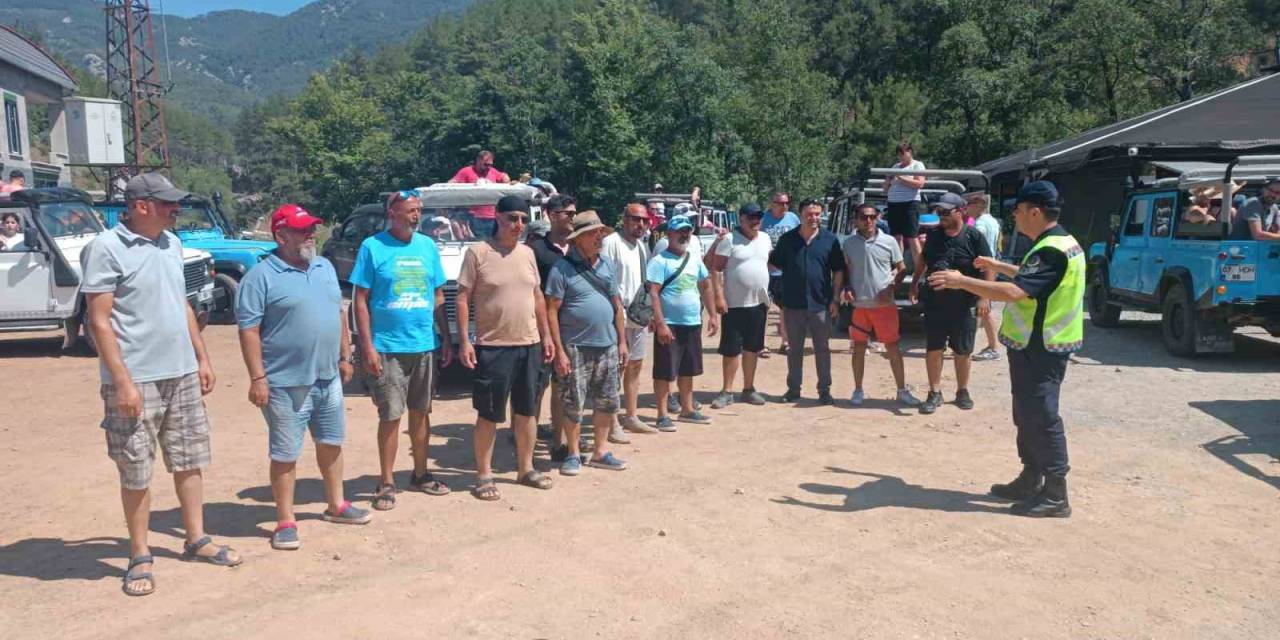 Safari Araçları Denetlenerek Yolcular Bilgilendirildi