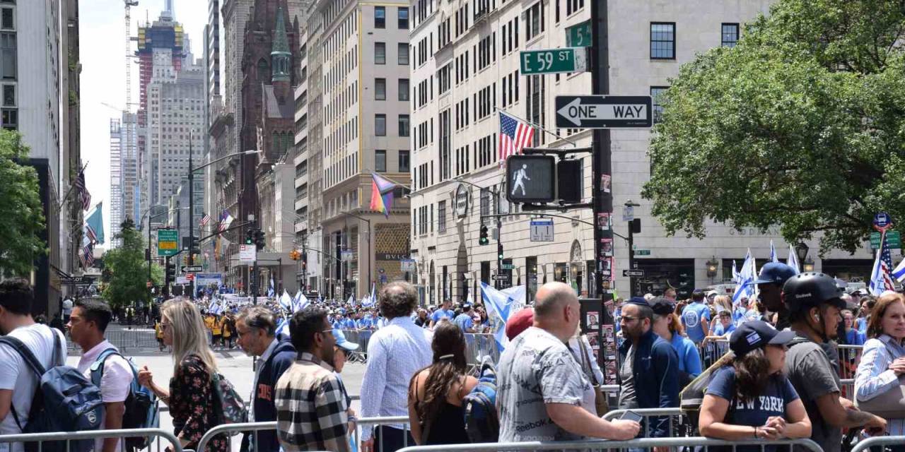 Abd’de “İsrail Günü” Yürüyüşüne 60 Bin Kişi Katıldı