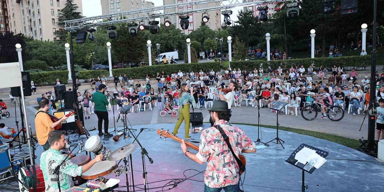 “15. Ataşehir Çevre Festivali” Doğaseverleri Bir Araya Getirdi