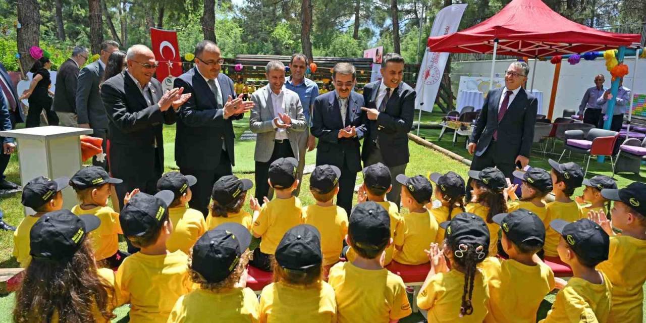 Denizli’de Dünya Arı Günü Miniklerle Kutlandı