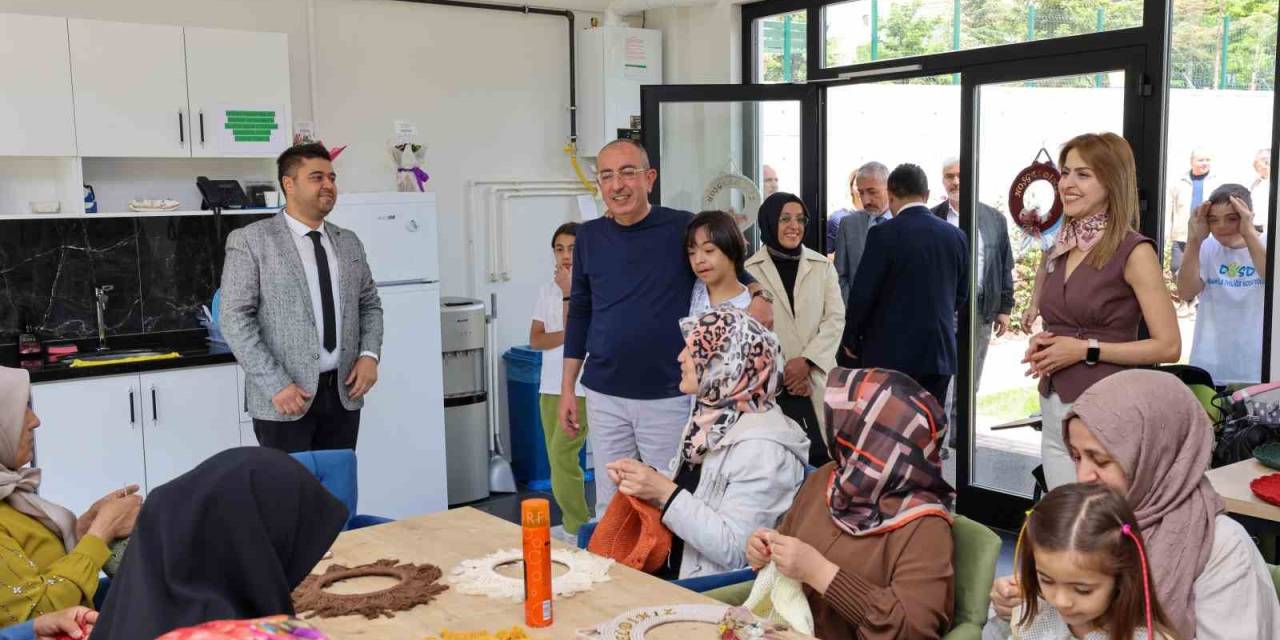 Dosd Meram’da Çocuklar Kadar Veliler De “Özel”