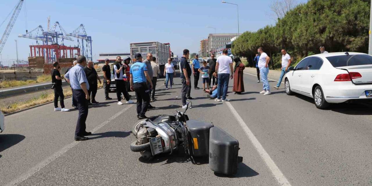 Tekirdağ’da Motosiklet Kazası: 2 Yaralı