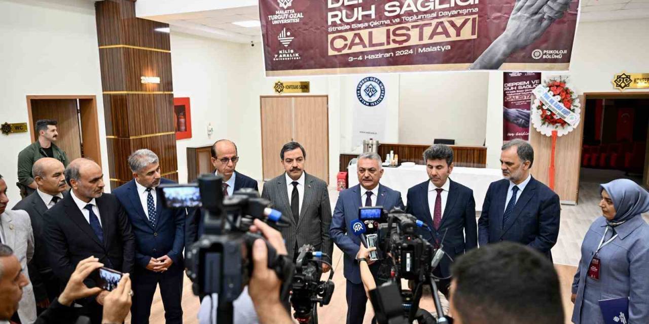Malatya’da ‘Deprem Ve Ruh Sağlığı Çalıştay’ı Düzenlendi