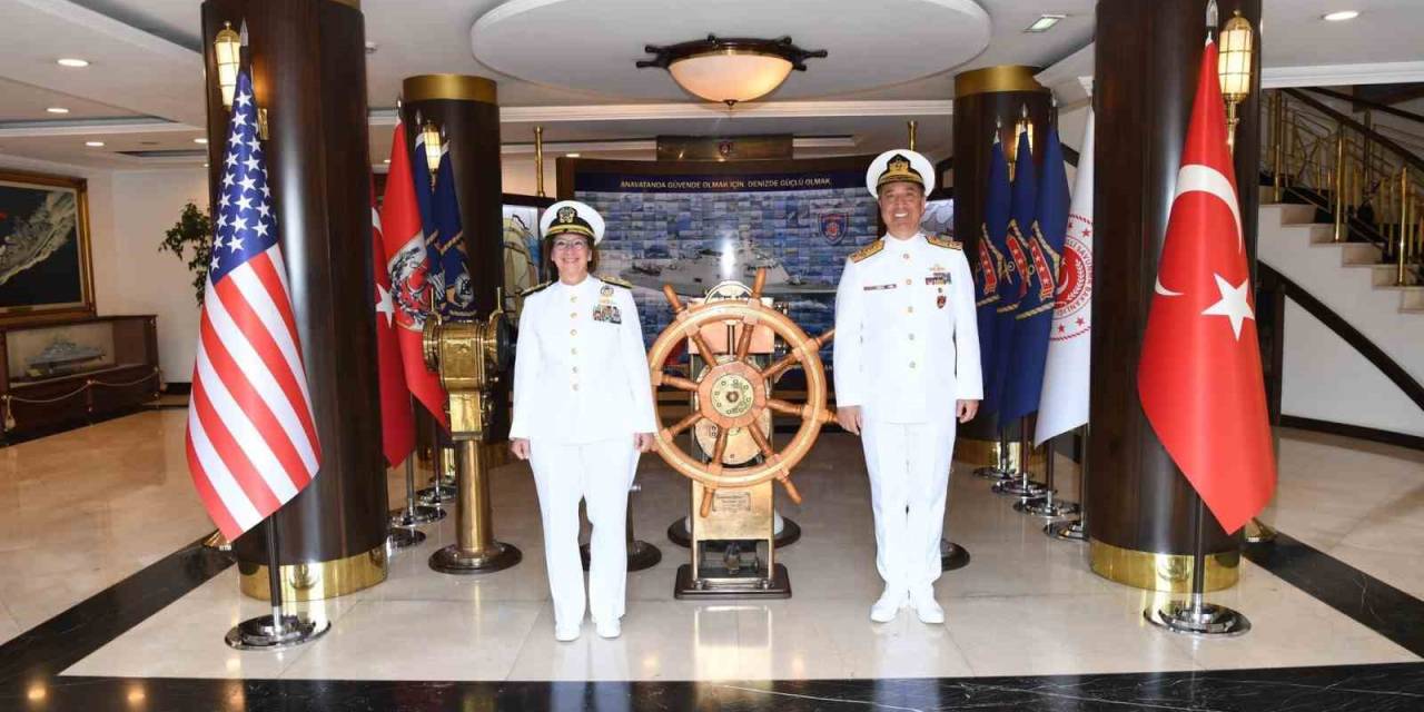Abd Deniz Kuvvetleri Komutanı Oramiral Lisa Franchetti, Deniz Kuvvetleri Karargâhını Ziyaret Etti