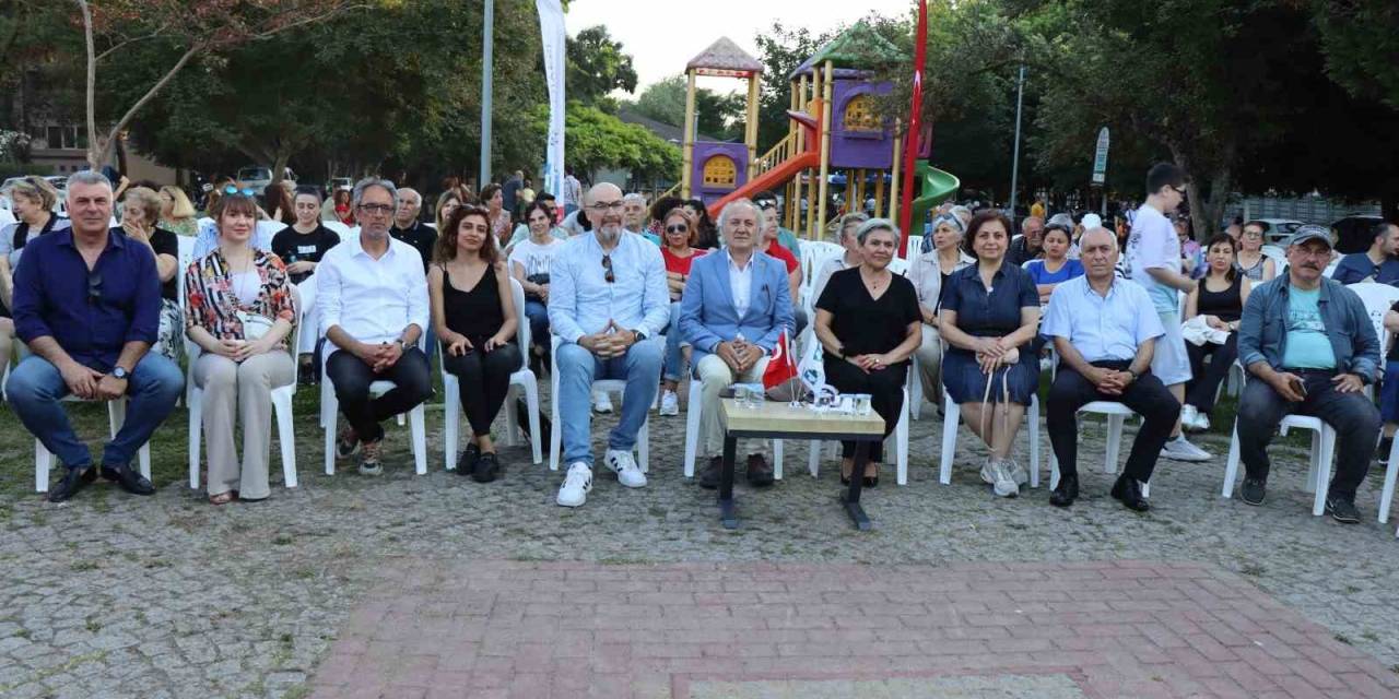 Nazım Hikmet Şiirleriyle Anıldı