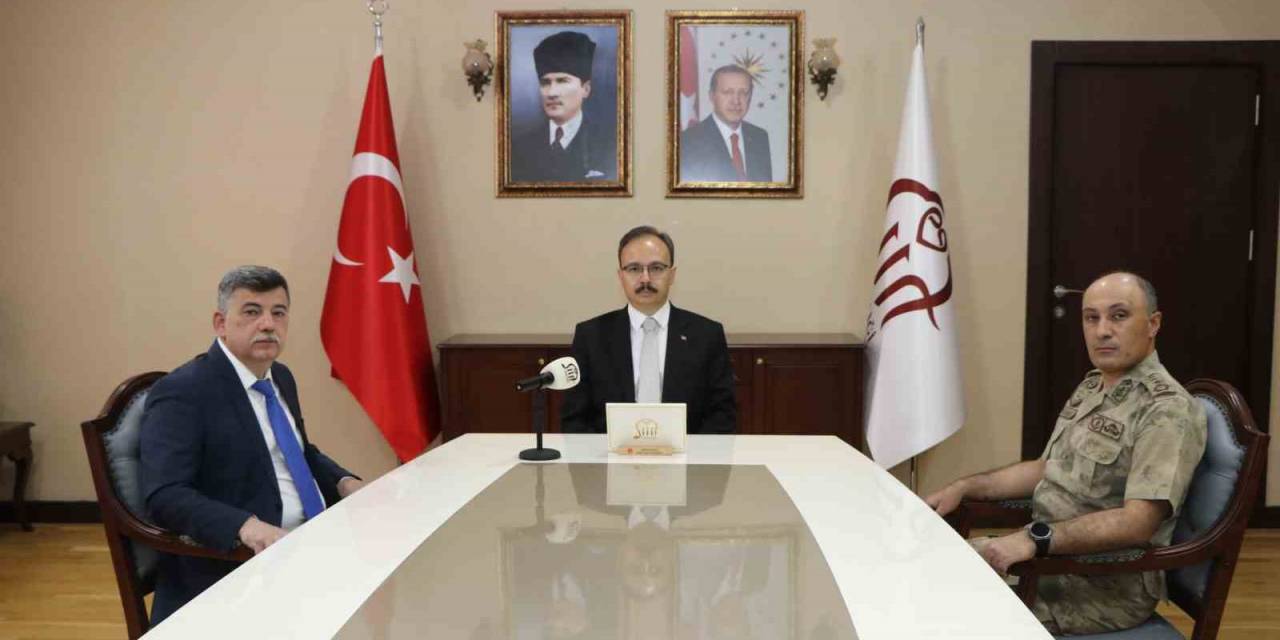 Siirt’te Mayıs Ayı Güvenlik Ve Asayiş Bilgilendirme Toplantısı Gerçekleştirildi