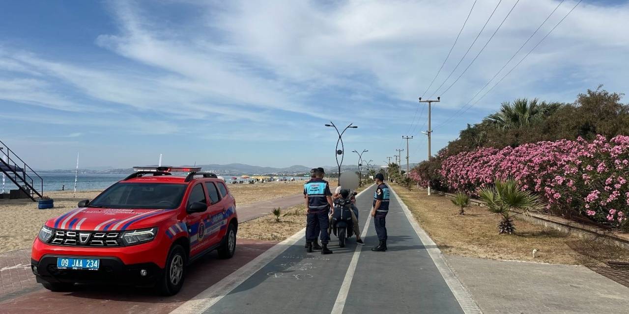 Kuşadası’nda Motosiklet Denetimi