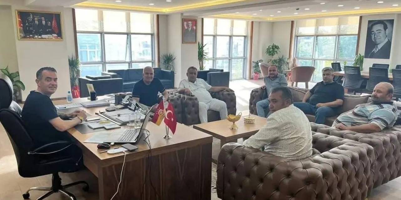 Koçarlı Geleneksel Deve Güreşi Festivali Tarihi Belli Oldu