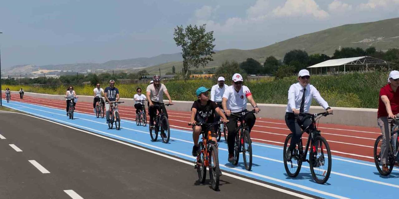 Sincan Park’ta Pedallar Sağlık İçin Çevrildi