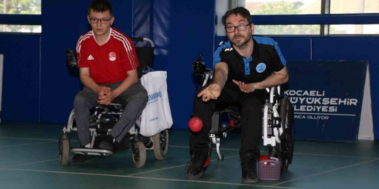 Boccia Turnuvasının Şampiyonu Bağcılar Oldu