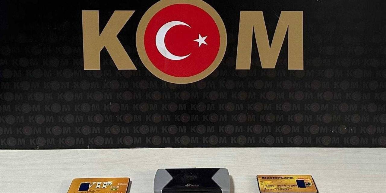 Kars’ta Ehliyet Sınavı İçin Kopya Düzeneği Kuran 3 Şahıs Suçüstü Yakalandı