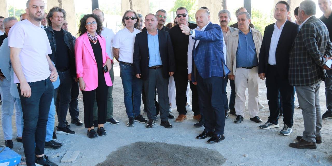 Başkan Tavlı: “Ünye’mizi Hep Birlikte Geleceğe Taşıyoruz”