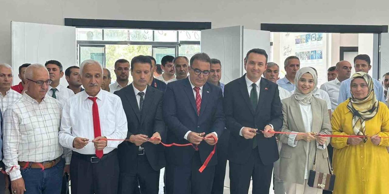 Samsat’ta El Emeği Göz Nuru Eserler Sergilendi