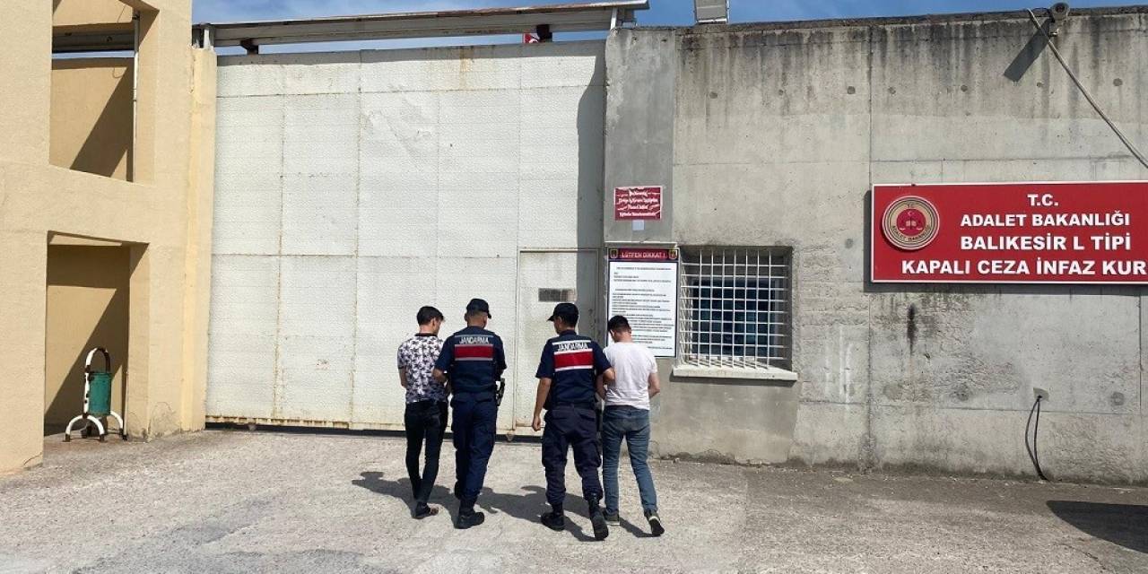 Uyuşturucu Taciri 2 Kişi Tutuklandı