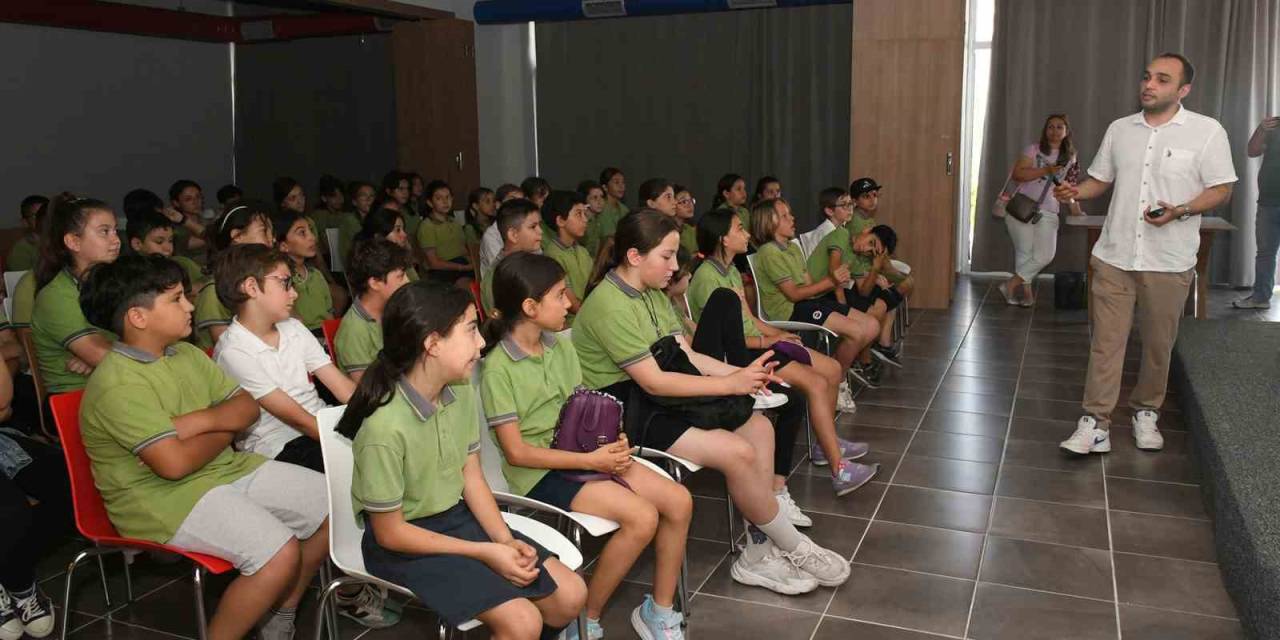 İstasyon Kuşadası Topluluk Merkezi’nin Kapıları Çevre Farkındalığına Açıldı