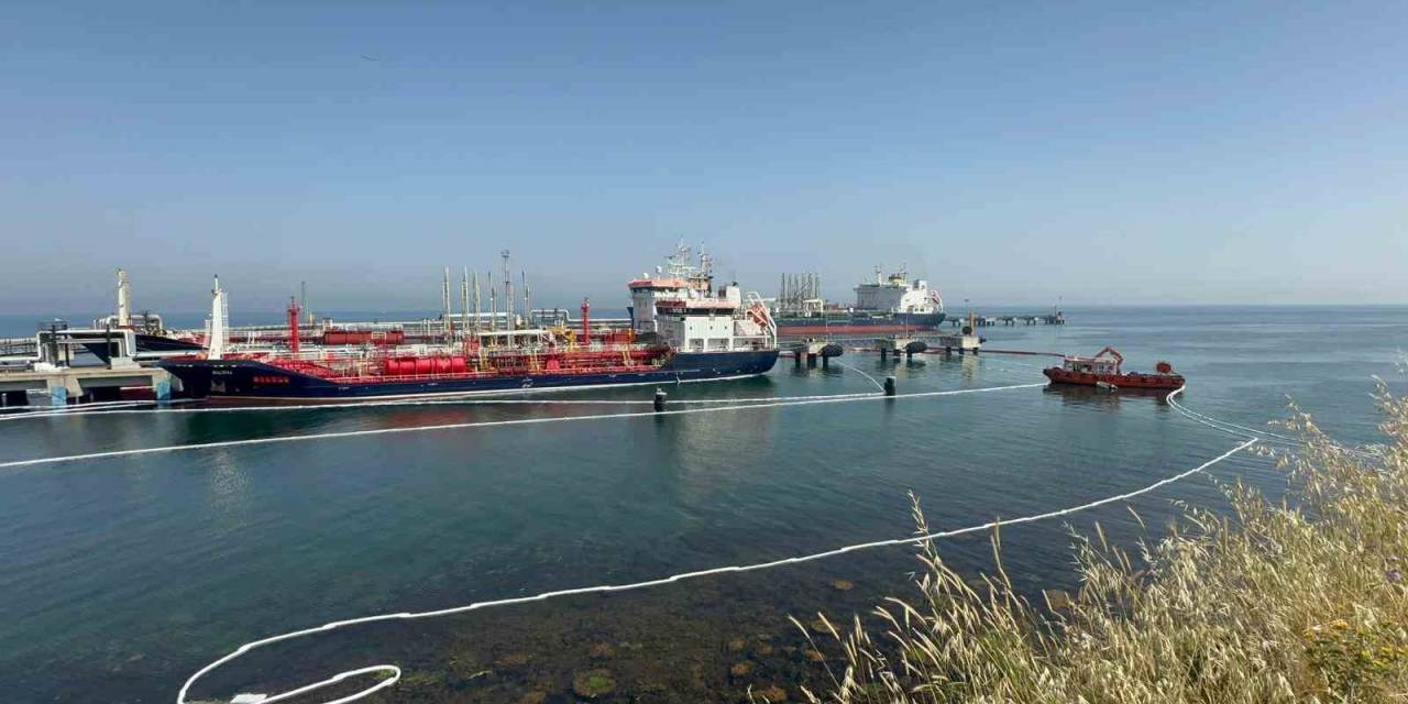 Tekirdağ’da Akıl Almaz Kaza: Denize 12 Bin Litre Mazot Sızdı