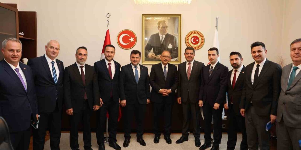 Düzce’deki Yatırımlar Bakan Özhaseki İle Görüşüldü