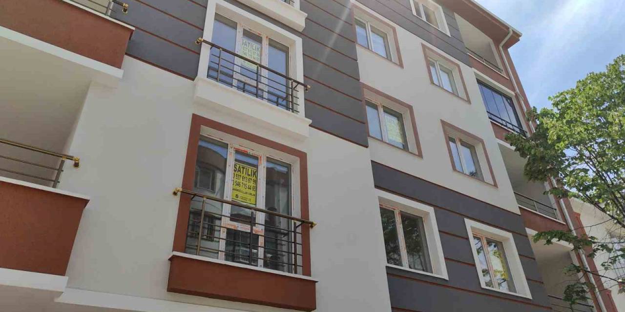 Kırşehir’de Kiracı Ev Bulamıyor, Ev Sahibi Evini Satmaya Çalışıyor