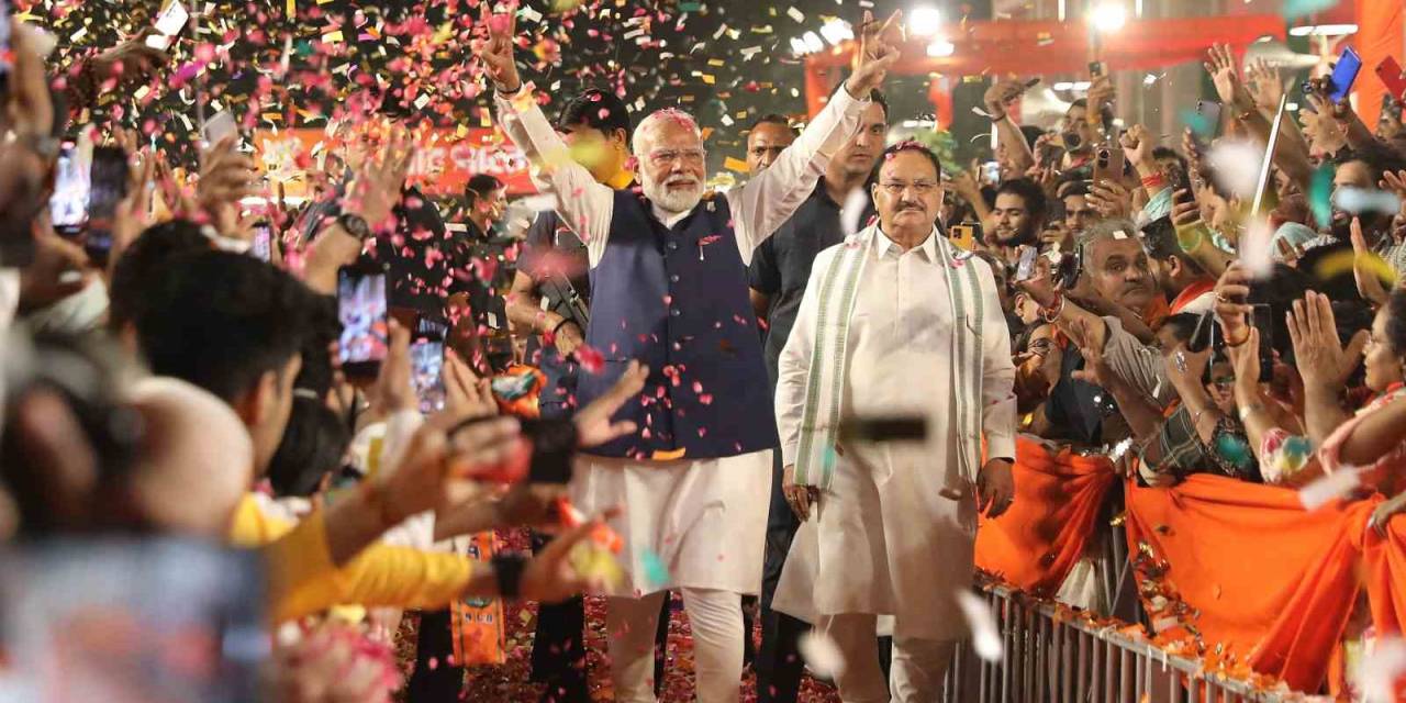 Hindistan Başbakan Modi, Ulusal Demokratik İttifakı İçin Seçimleri “Tarihi Bir Başarı” Olarak Nitelendirdi