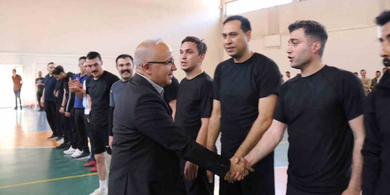 Ağrı’da Polis Futsal Turnuvası Tamamlandı