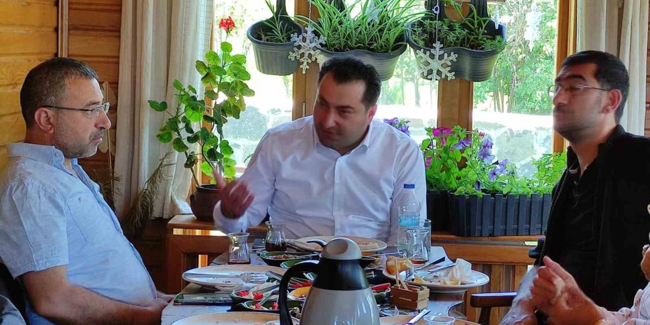 Ardahan Kent Konseyi Başkanı Taştan, Basınla Buluştu