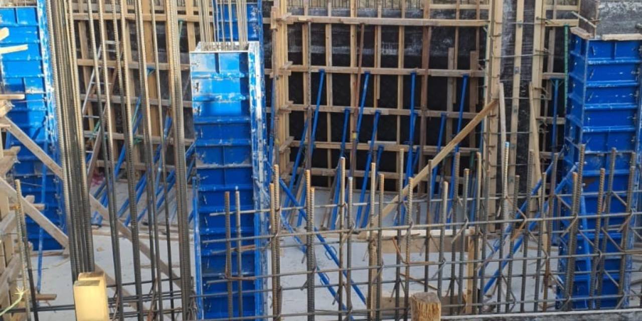 İnşaattan Düşen İşçi Ağır Yaralandı