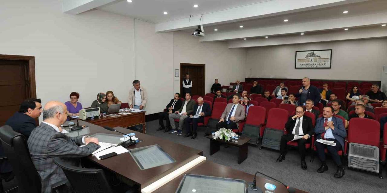 Afyonkarahisar’da Tarıma Dayalı Jeotermal Seracılık İhtisas Organize Sanayi Bölgesi Kurulacak