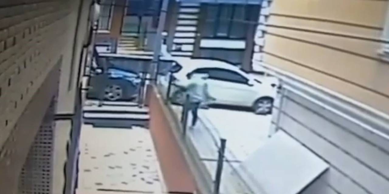 İstanbul Sahte Polise 7 Milyon Liralık Altın Ve Para Kaptırdı, Dolandırıcı Kısa Sürede Yakalandı